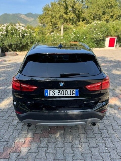 BMW Bmw X1 sDrive18d Sport xenon navi led full imagem 3