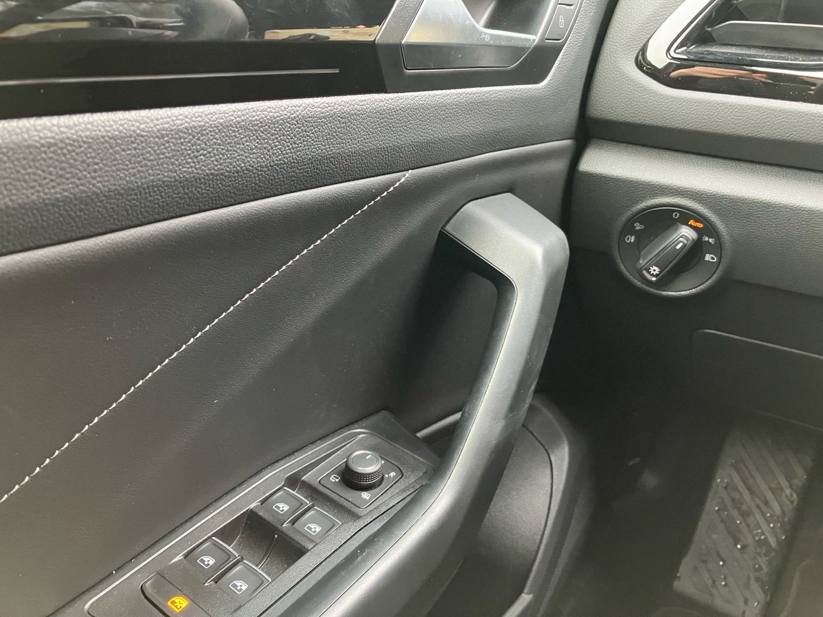 Volkswagen T-Roc - Bild 15