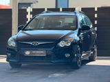 Hyundai i30 CW 1.6 CRDi Comfort - Hyundai i30 aus 2011: Cw