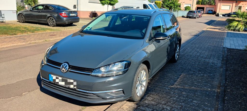 Image of Volkswagen Golf