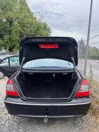 Mercedes E 280 - 8