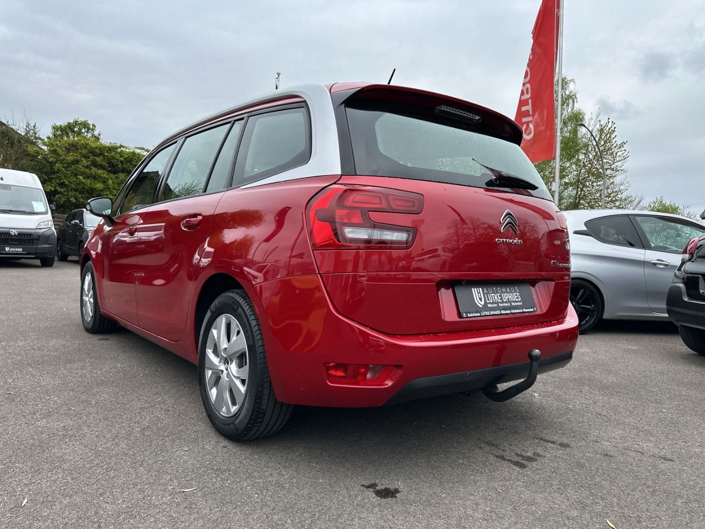 Fahrzeugabbildung Citroën Grand C4 Space Tourer Feel PureTech 130 1.2 AHK-