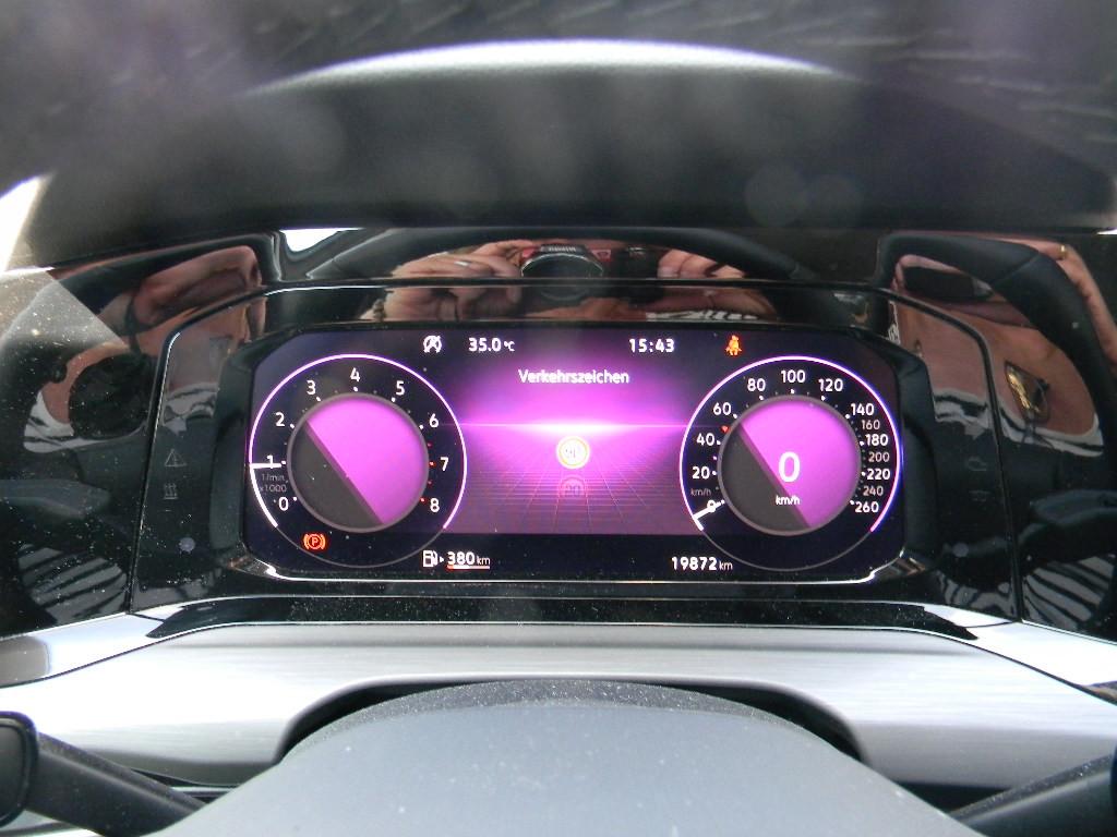 Volkswagen Golf VIII Lim. Style 1,5 TSI 6 GANG KAMERA, миниатюра 23