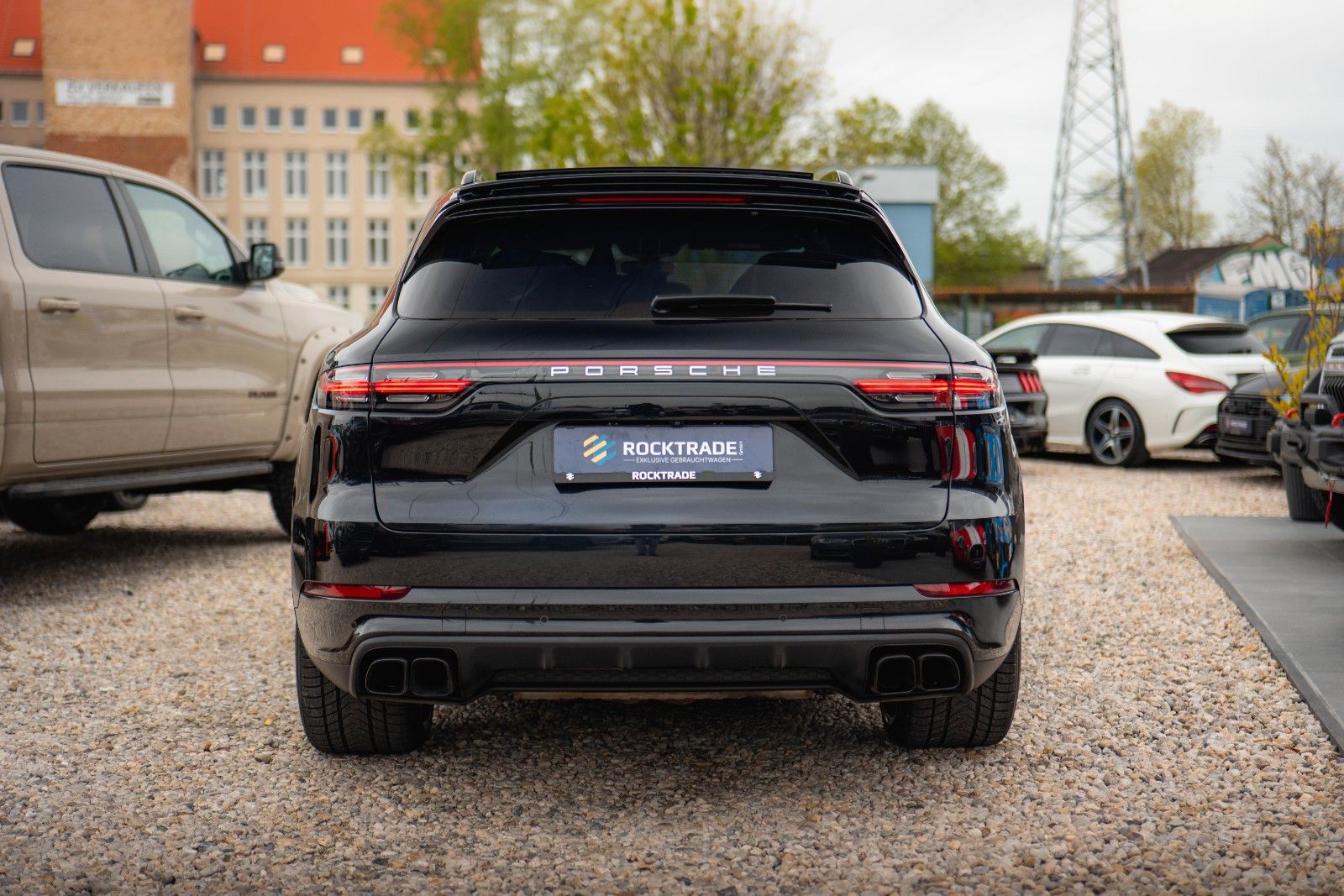Fahrzeugabbildung Porsche Cayenne Turbo V8 Sport Chrono TECHART *ACC*PANO*