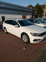 Volkswagen passat b8 2019 Business paket - VW Passat Gebrauchtwagen in Krefeld