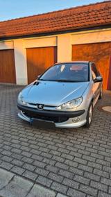 Peugeot 206 1.6 109PS TÜV bis 06/2026 - fa... - Peugeot 104 Benziner Gebrauchtwagen
