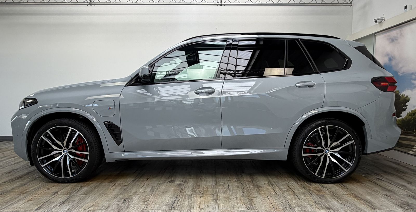 BMW X5 xDr50e M Sport Pro 22Zoll Pano Sitzlüft. AHK imagem 3