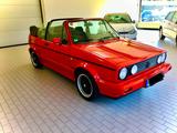 Volkswagen Golf 1 Cabrio Sportline - Volkswagen Golf Oldtimer mit Benzin-Antrieb: Cabrio