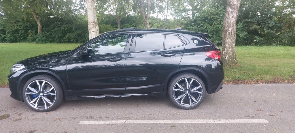 Image of BMW X2