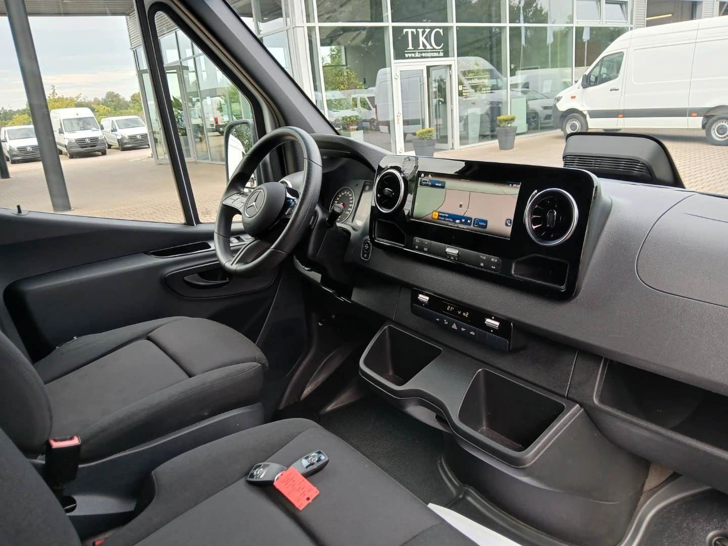 Fahrzeugabbildung Mercedes-Benz Sprinter III Kasten MBUX Kamera Tempomat Totwkl.