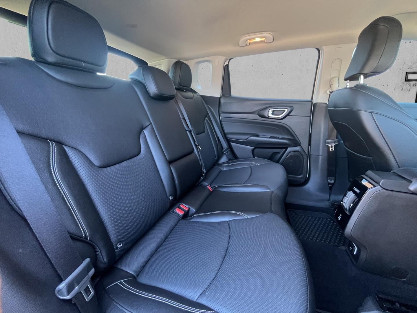 Jeep Compass S ALLWETTER+LEDER+KLIMASITZE+RFK+ACC+CAR