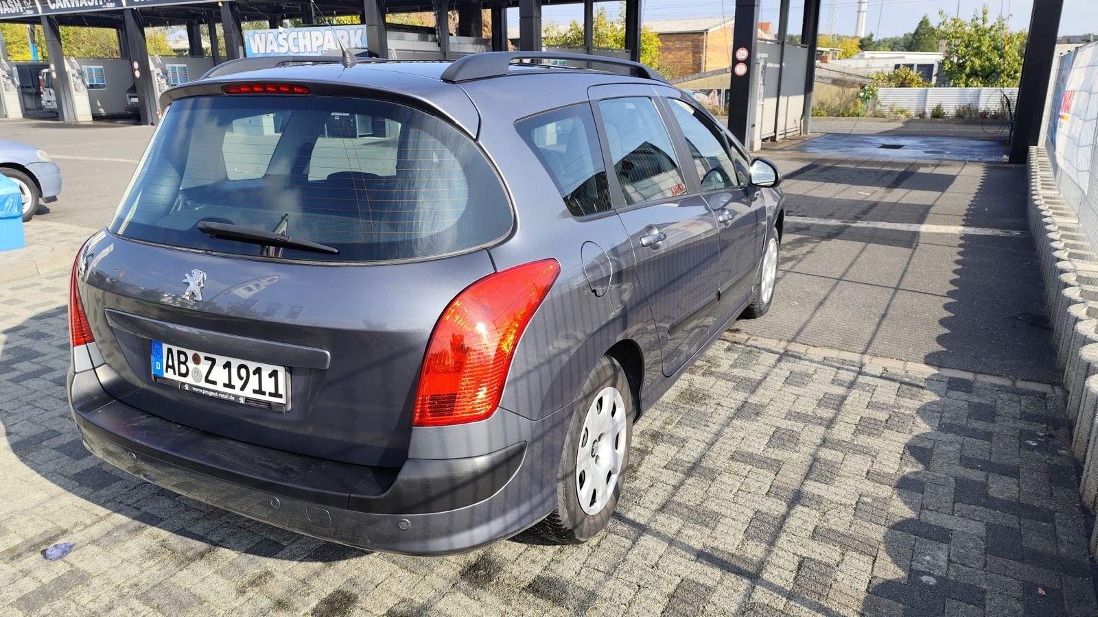 Peugeot 308 2011 — photo 7