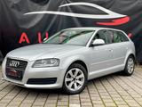 Audi A3 Sportback 1.6 TDI Attraction*2 Hand*Navi*BOSE - Audi A3 aus 2010: TDI