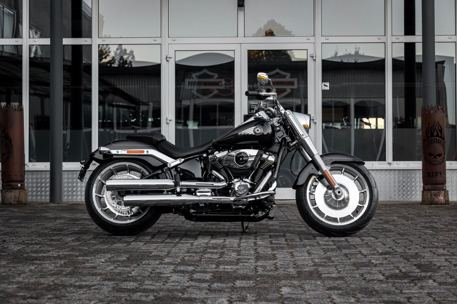 Fahrzeugabbildung Harley-Davidson FAT BOY FLFB 117 ci - MY25 - Sofort verfügbar!