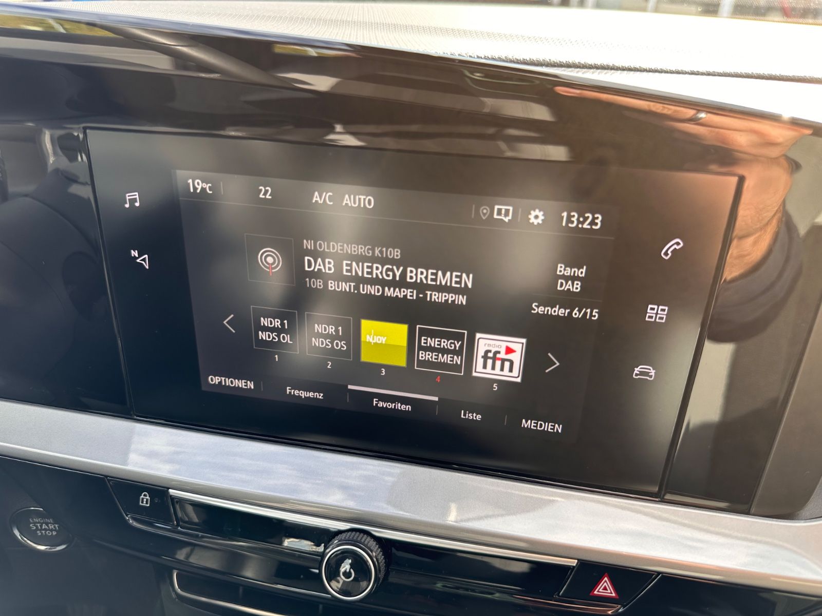 Fahrzeugabbildung Opel Mokka Business Elegance LED/PDC/APP/Kamera/Kessy