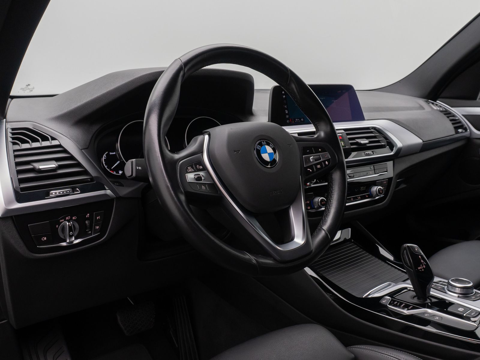 Fahrzeugabbildung BMW X3 xD20d PDC CockpiPlus Sportsitz LED 18Zoll