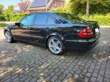 Mercedes-Benz E 220 CDI AVANTGARDE Avantgarde  - Mercedes-Benz E 220 aus 2004