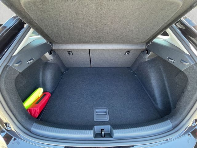 Taigo Life 1.0 TSI IQ.Light,Navi