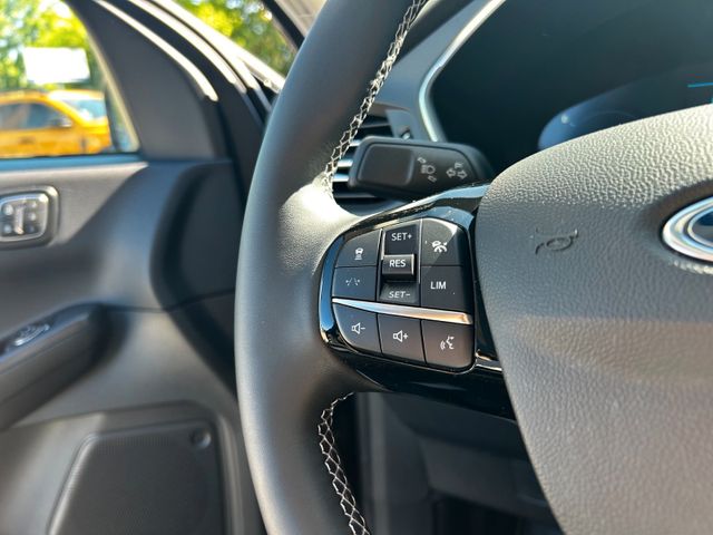 Kuga Hybrid Active*PANO*B&O*HUD*