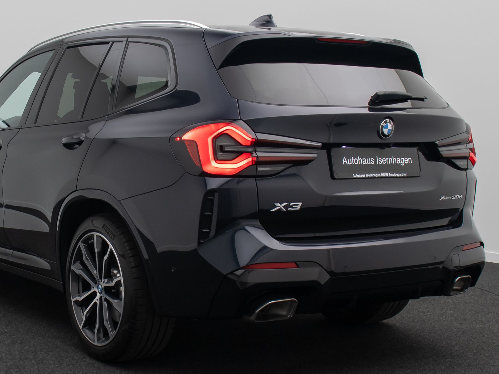 Fahrzeugabbildung BMW X3 xD30d M Sport 360°HUD DAB H/K Alarm 20Zoll