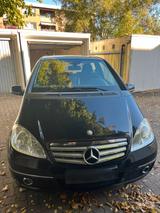 Mercedes-Benz Mercedes Benz A200 / EZ11/2009 - gebrauchte Mercedes-Benz A 200 aus dem Jahr 2009