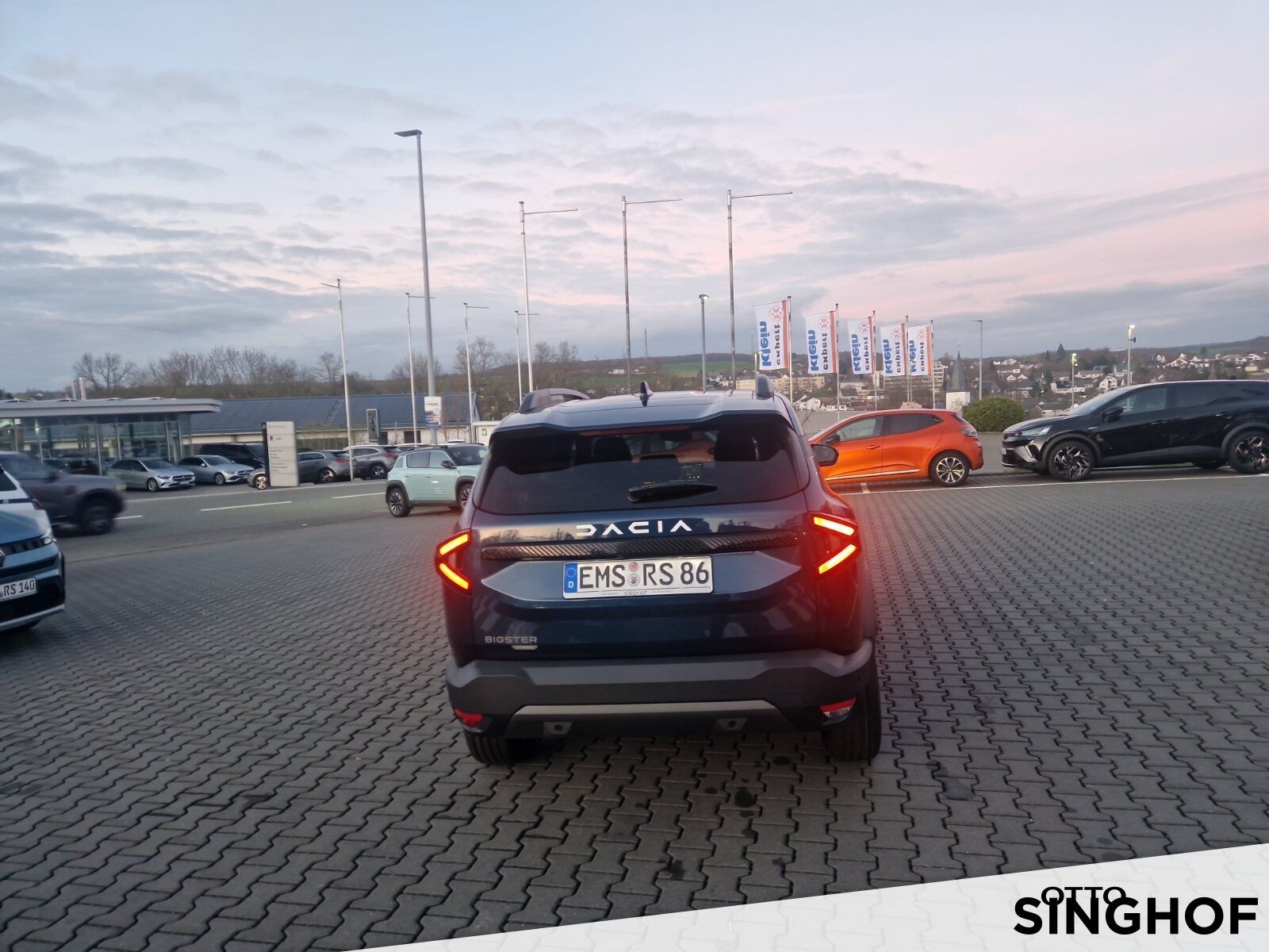Fahrzeugabbildung Dacia Bigster Journey hybrid 155