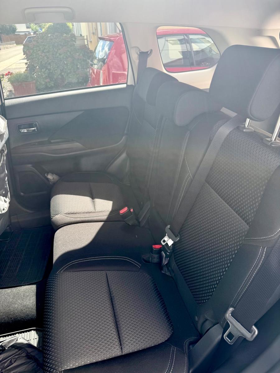 Mitsubishi Outlander 2.0 MIVEC Diamant ClearTec 2WD Diamant