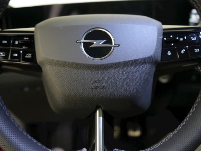 Astra L ST ULTIMATE AT+AHK+LED+NAVI+360 GRAD KAM