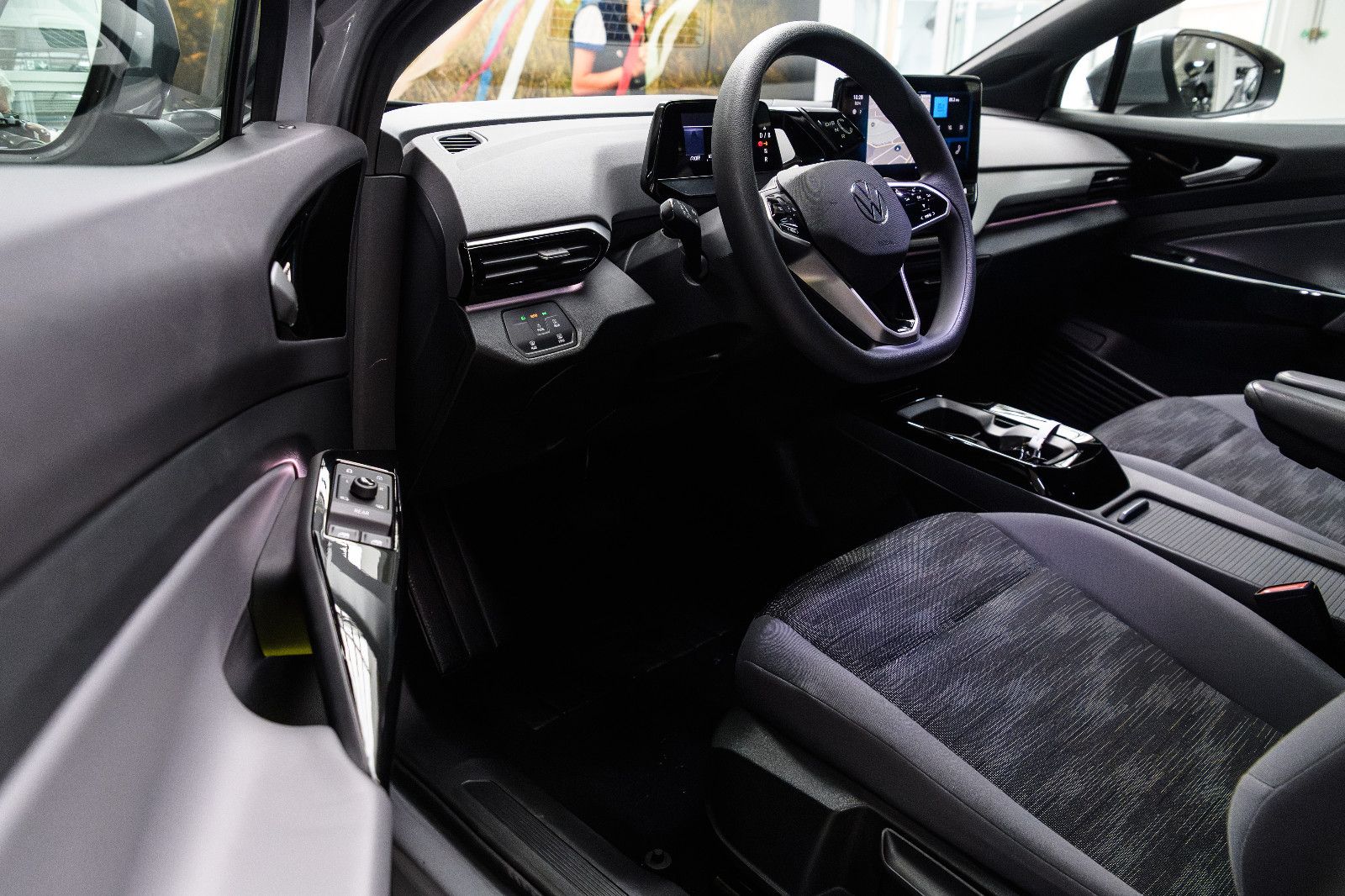 Fahrzeugabbildung Volkswagen ID.4 Pure Performance LED+NAVI+APP+GJ-REIFEN