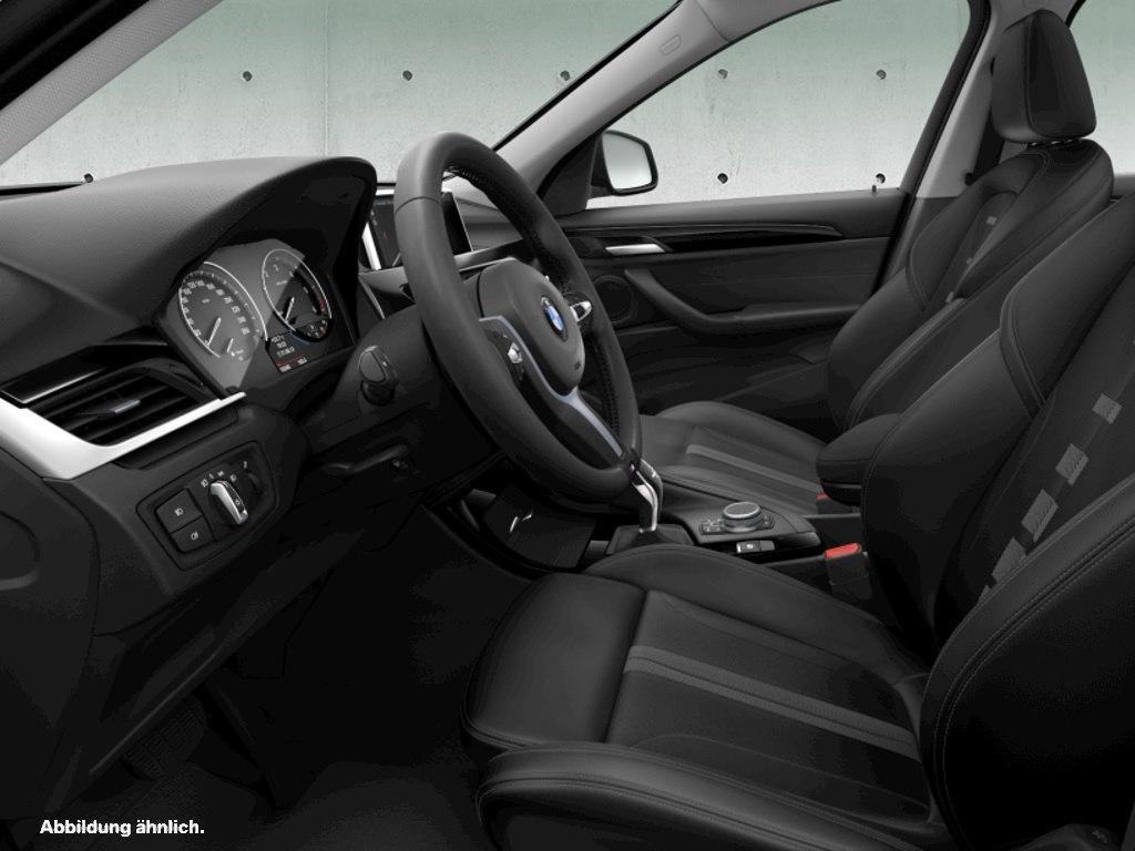 BMW X1 sDrive18d Sport Line "AHK Navi Head-Up HiFi 1