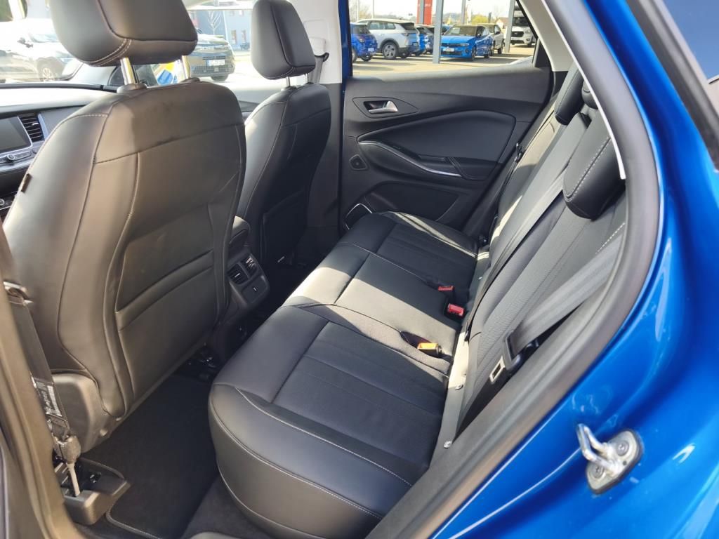 Autohaus Zimpel & Franke -  Opel Grandland X Ultimate 4x4 Plug-In Hybrid Automati - Bild 7