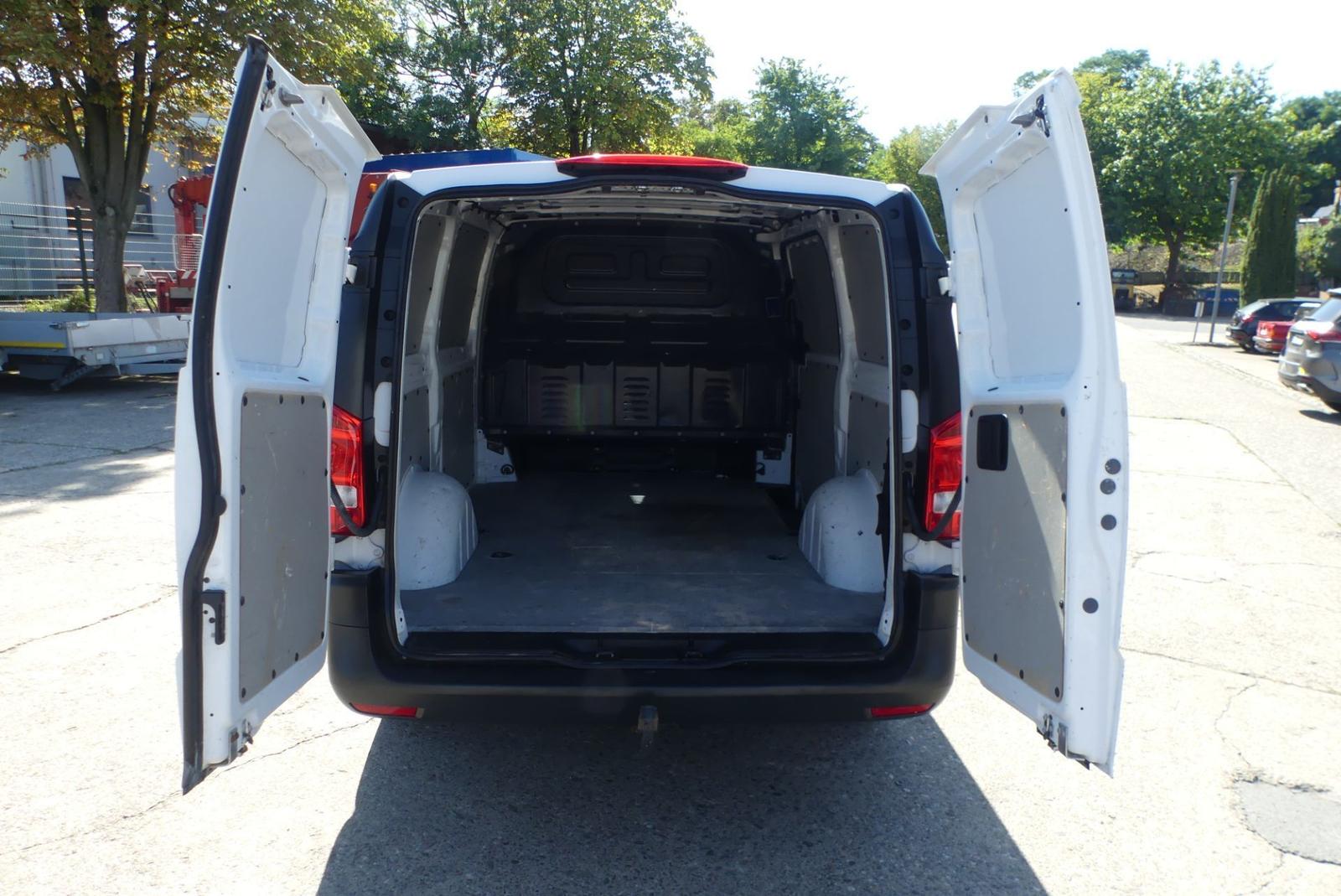 Mercedes-Benz Vito 110/114 L2H1 Leder*Navi*Tempo*Kam*Klima*AHK, миниатюра 7