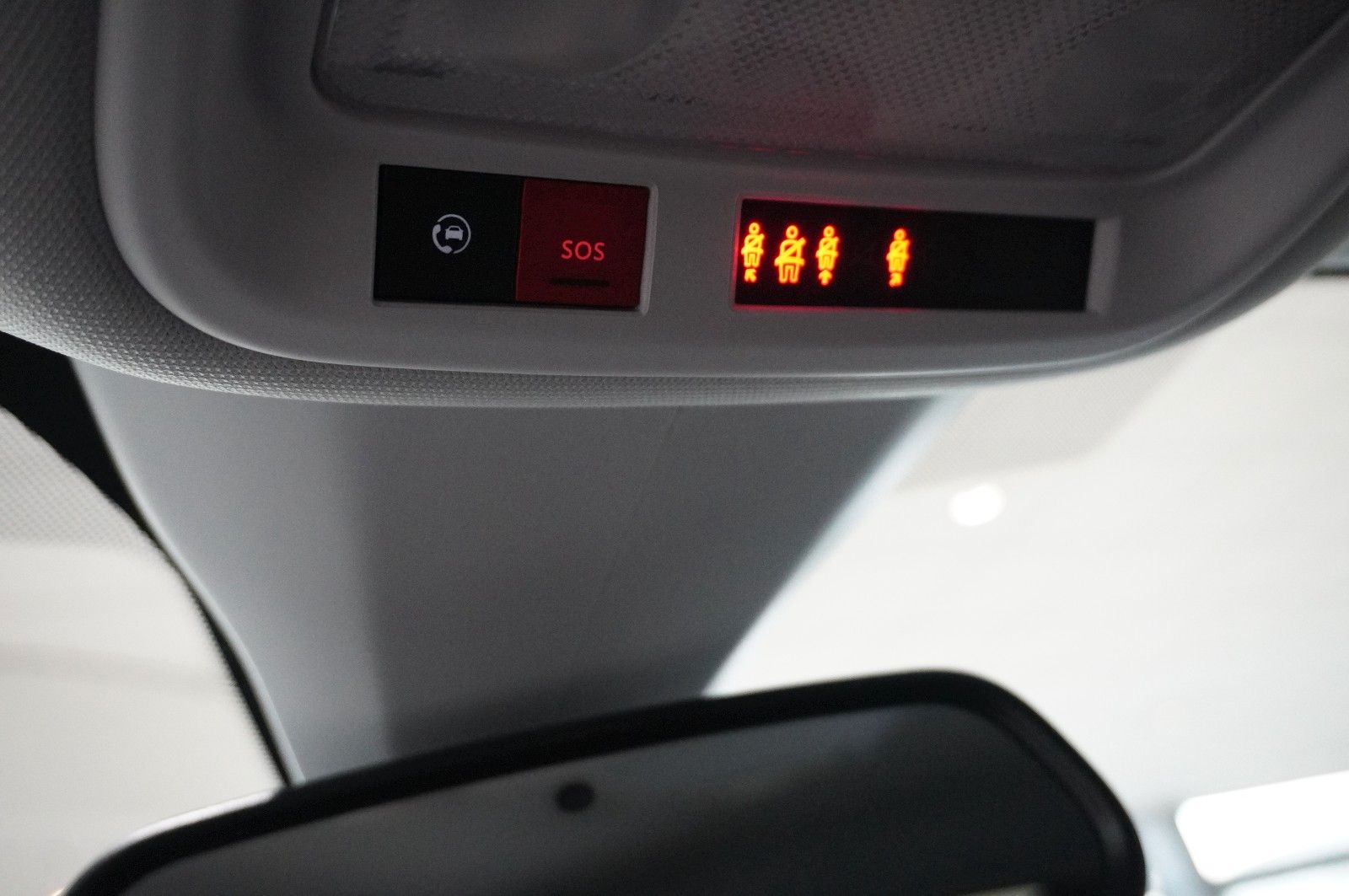 Fahrzeugabbildung Opel Grandland (X) 1.2T GS SPORT NAVI/LED/VIRTU./DAB+