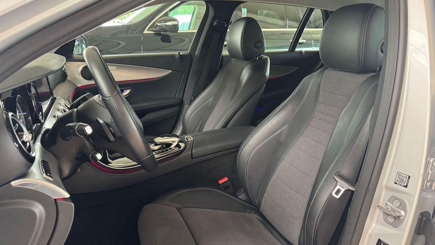 Mercedes-Benz E 220 E 220 d  Avantgarde LED/NAVI/CARPLAY