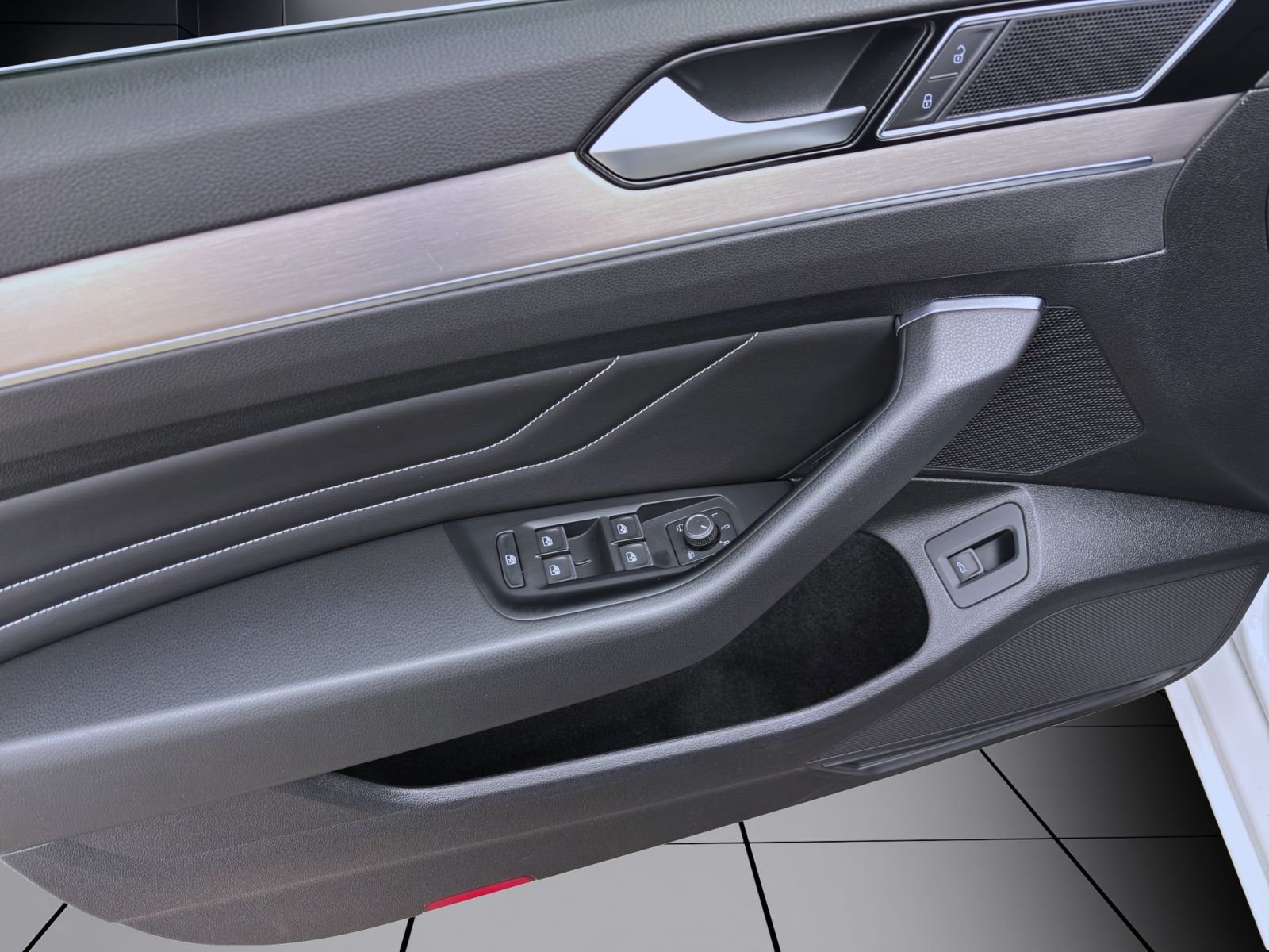 Volkswagen Passat Variant - Bild 11
