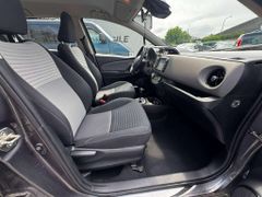 Fahrzeugabbildung Toyota Yaris Exclusive **AHK / SCHECKHEFTGEPFLEGT**