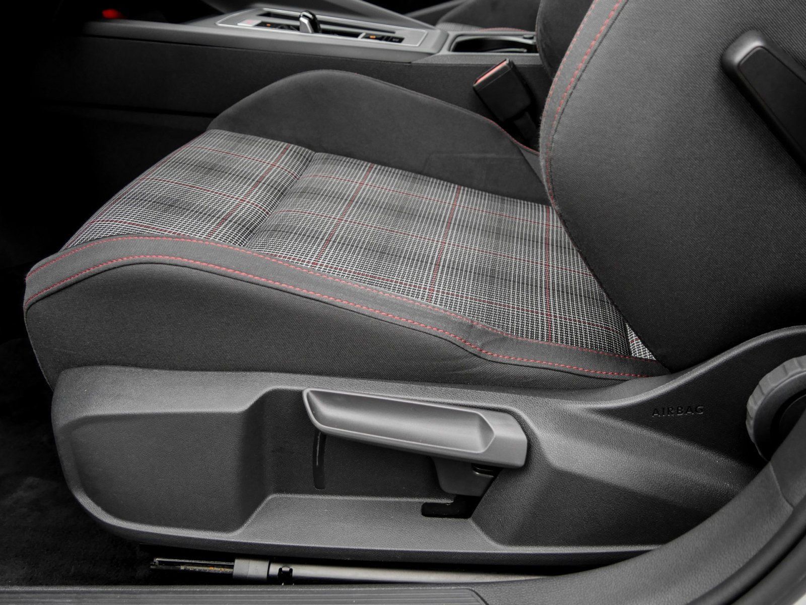 Volkswagen Golf - Bild 16