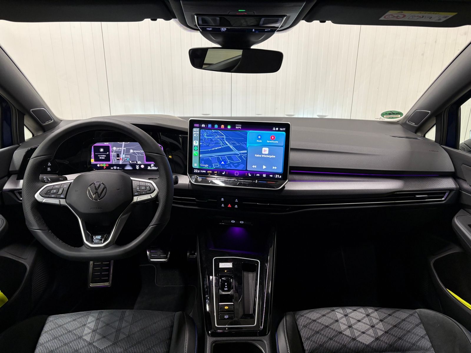 Golf VIII R-Line 2.0 TDI DSG IQ.LIGHT ACC NAVI