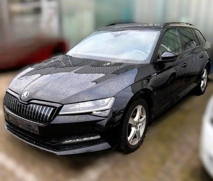 Skoda Superb Sport iV 360° Pano AC  Behindertengerecht