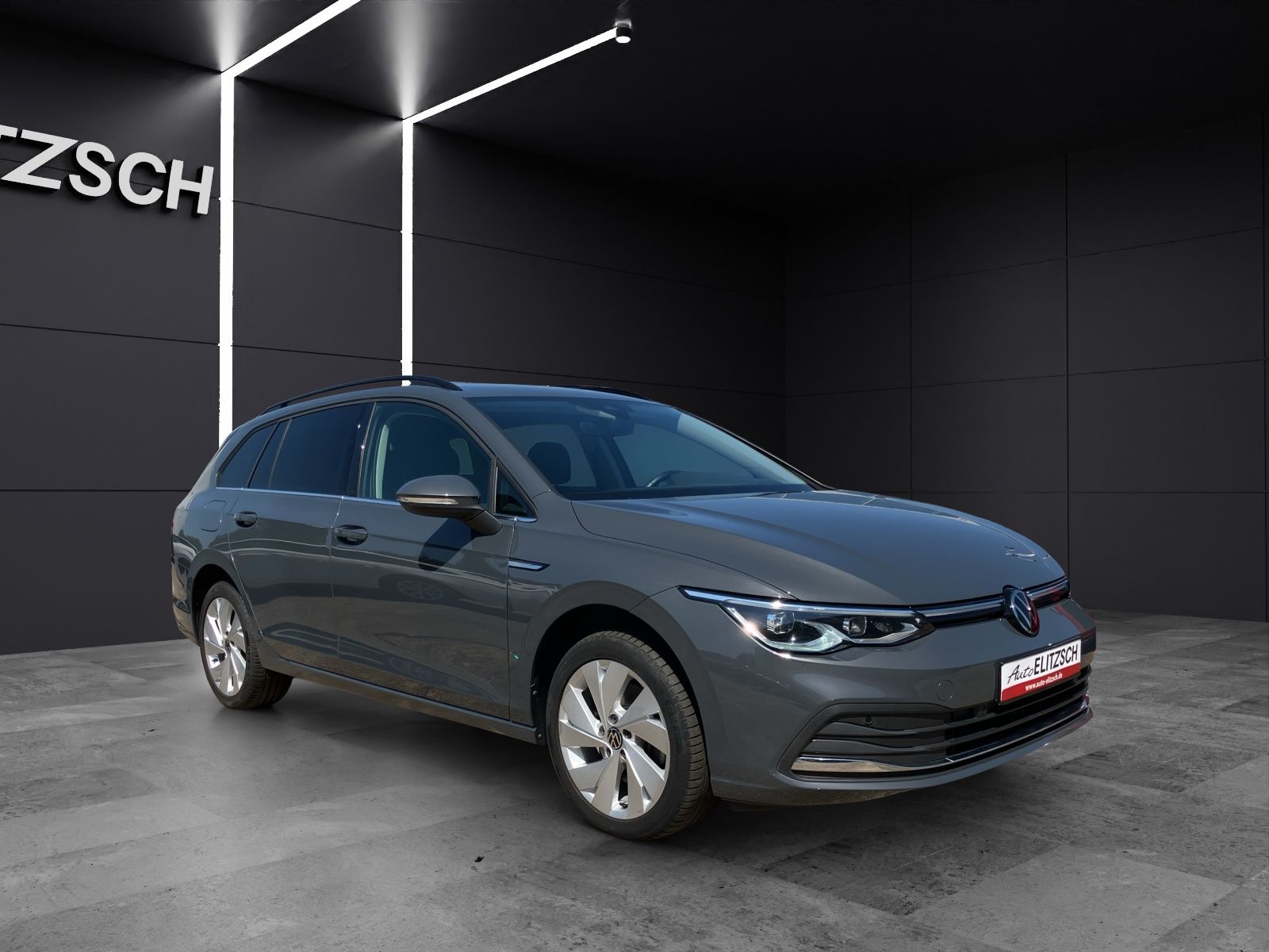 Fahrzeugabbildung Volkswagen Golf VIII Variant TDI Style DSG LEDplus Navi AID