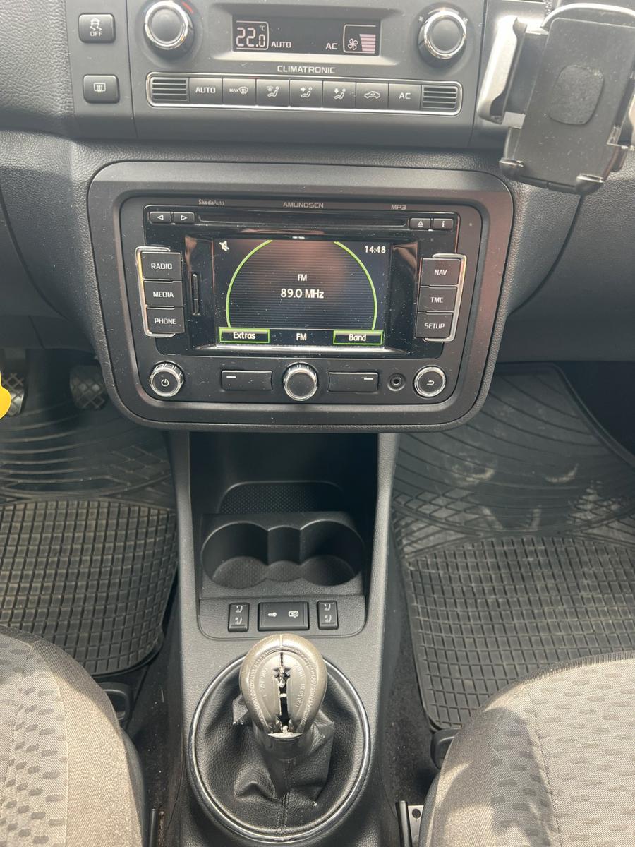 Skoda Roomster 2011 — photo 15