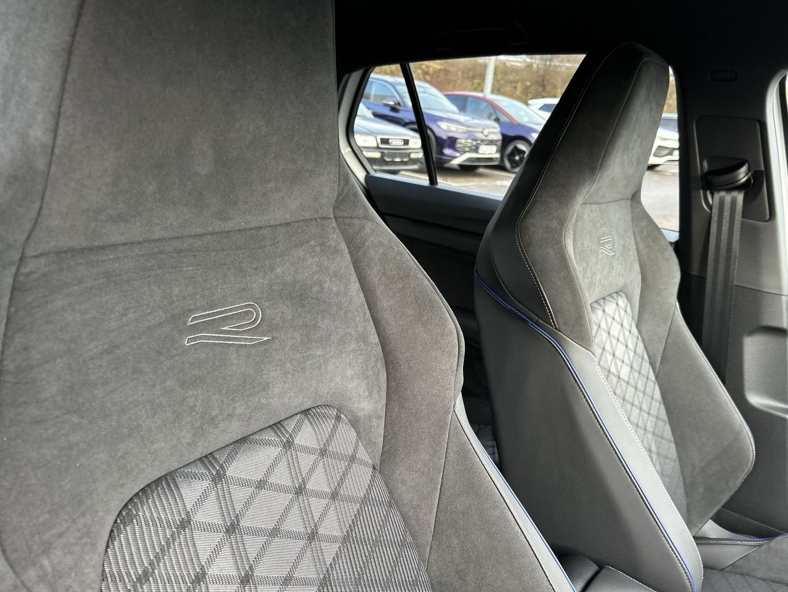Volkswagen Golf - Bild 23