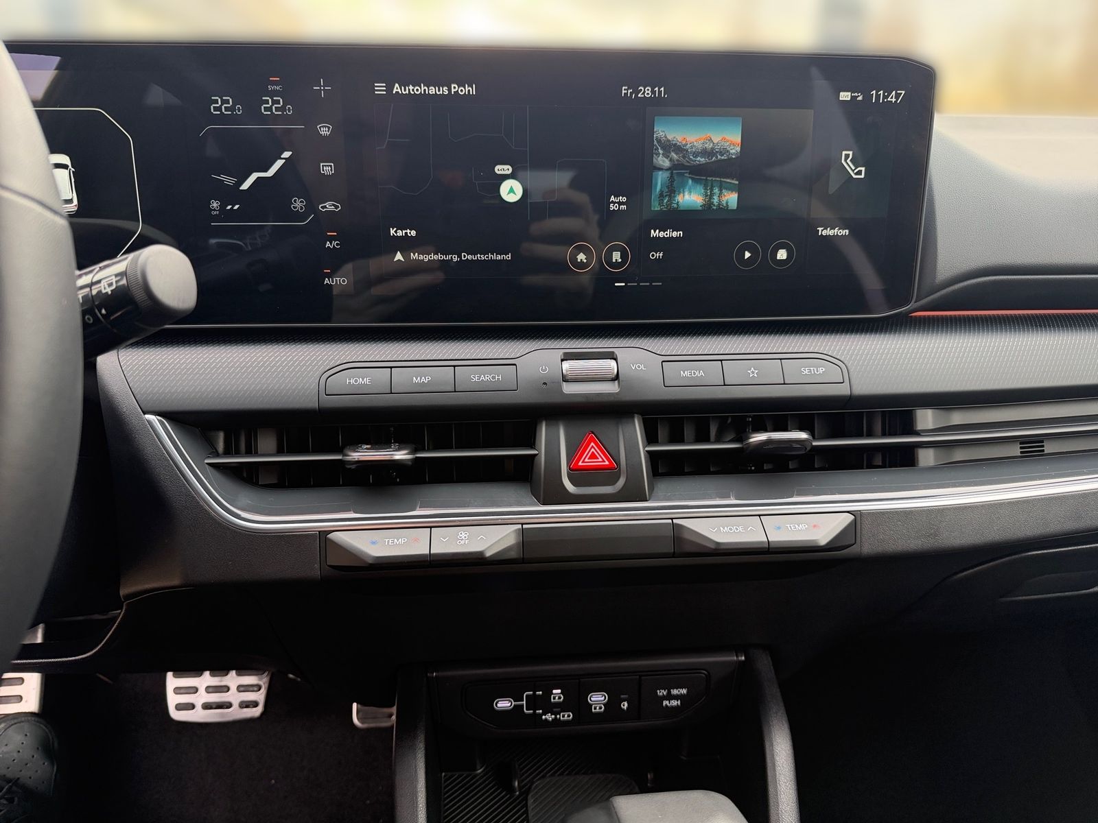 Fahrzeugabbildung Kia K4 1.6T 180 DCT GTLine DWP+ SZ SD 18