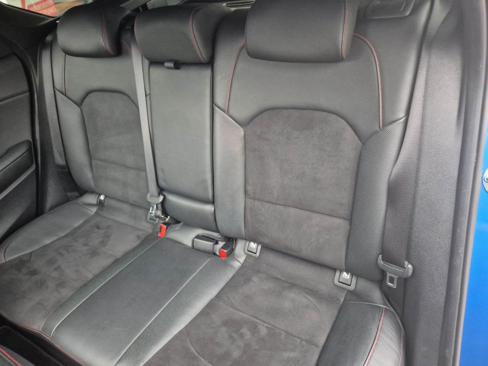 Fahrzeugabbildung Kia ProCeed 1.6 GT GD KOMFORT Tieferlegung Giacuzzo