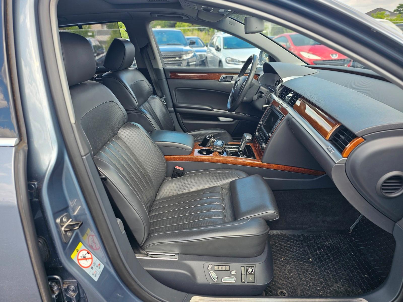 Volkswagen Phaeton V6 TDI 5-Sitzer 4Motion/4X E Sitze/ESD
