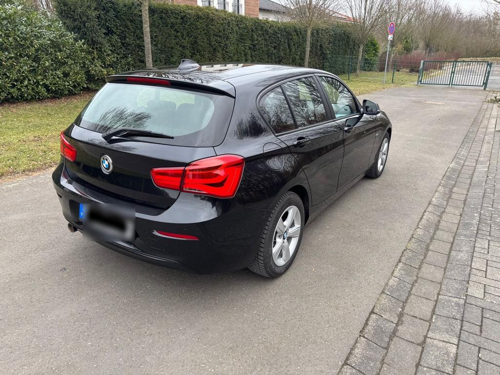 BMW 118