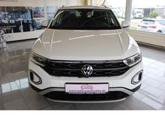 Fahrzeugabbildung Volkswagen T-Roc Life,Top-Ausstattung,Top-Zustand