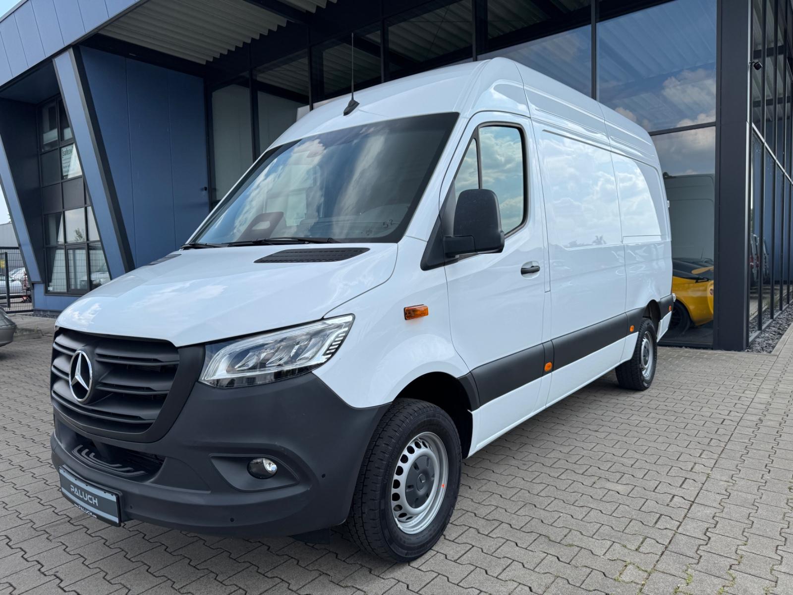 Mercedes-Benz Sprinter 317 Cdi L2H2 PRO Autom. MBUX AHK 3,5T