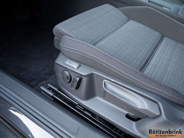 Passat Variant Business TSI DSG NAV Kamera Trave