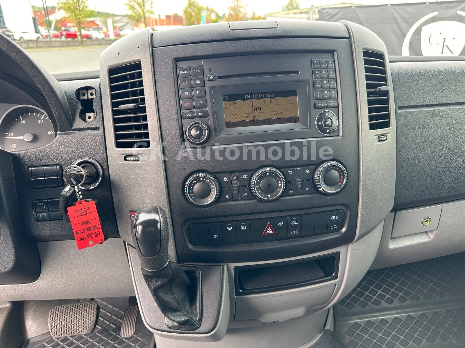 Fahrzeugabbildung Mercedes-Benz Sprinter II 316 CDI Kombi Maxi Automatik/9 Sitze